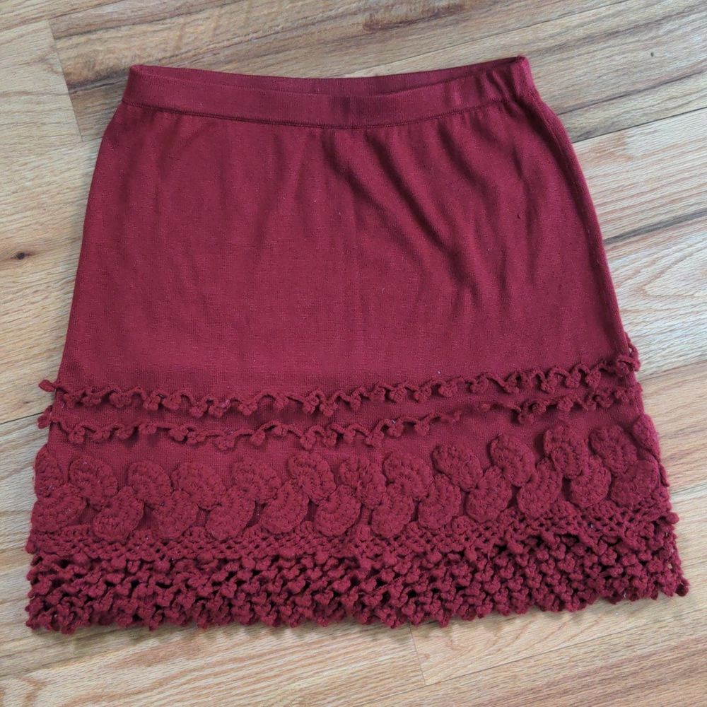 Crochet trim red mini skirt silk wool